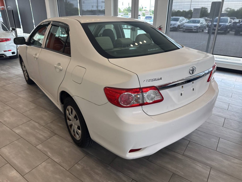 2012 Toyota Corolla Image 5