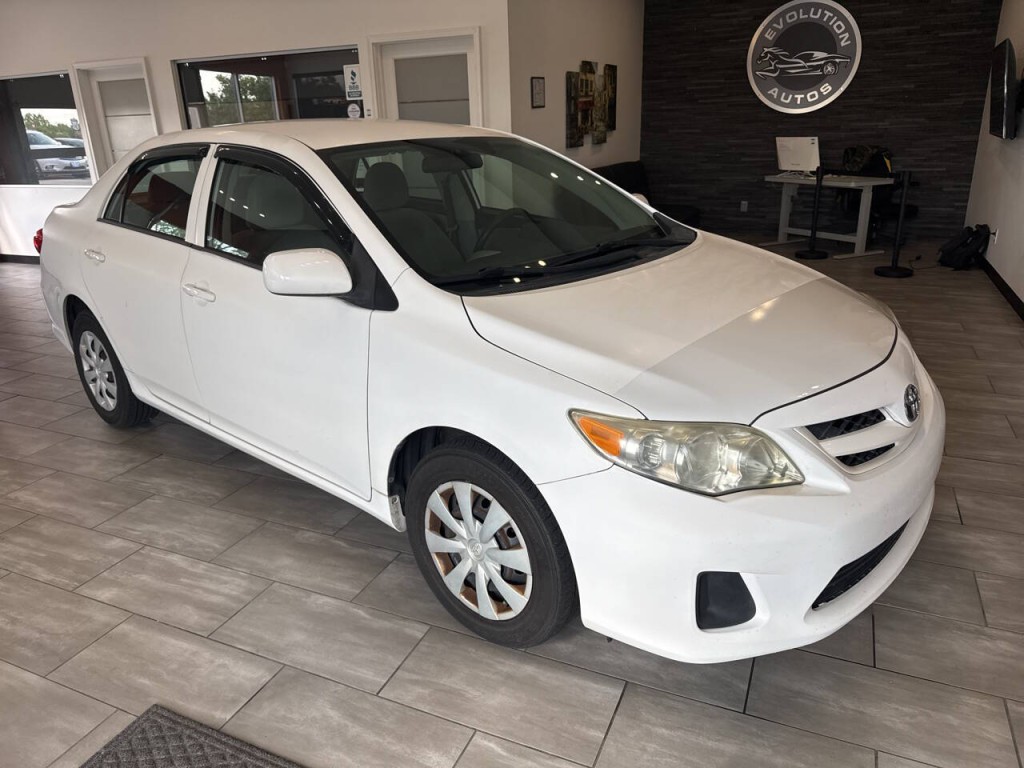 2012 Toyota Corolla Image 8