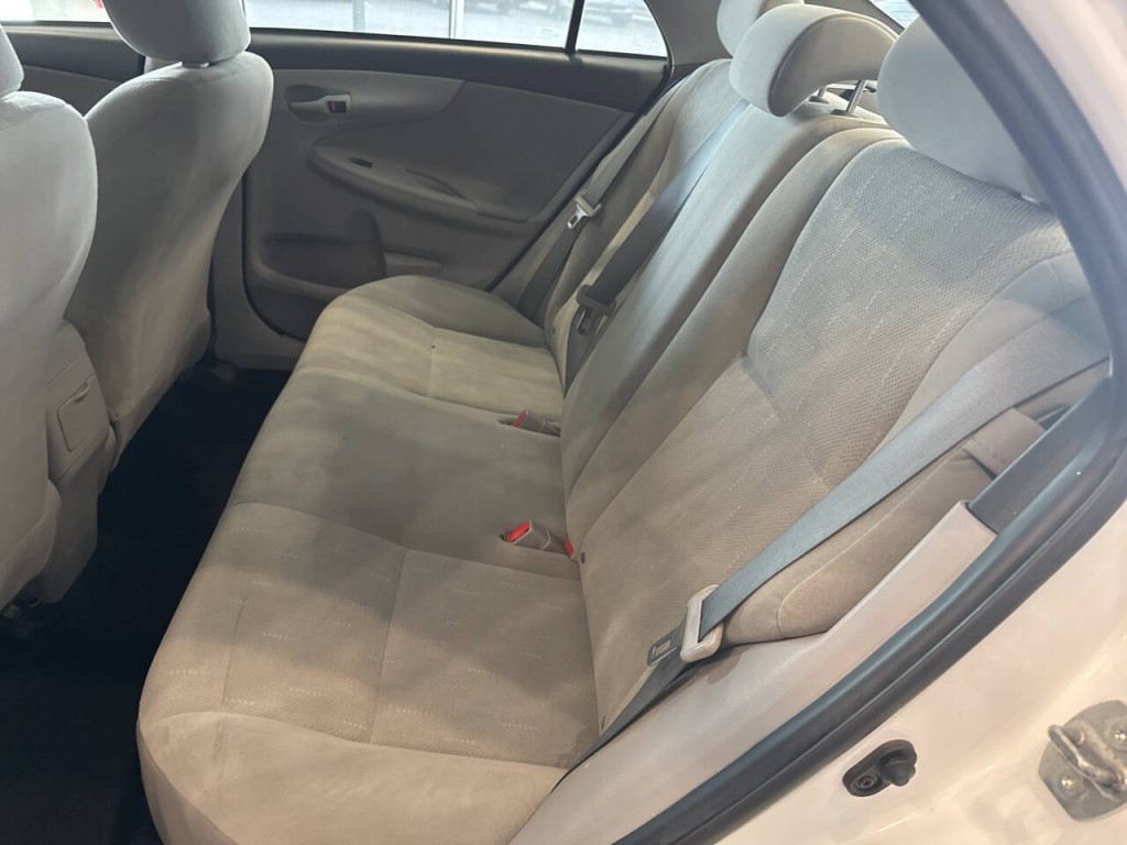 2012 Toyota Corolla Image 22