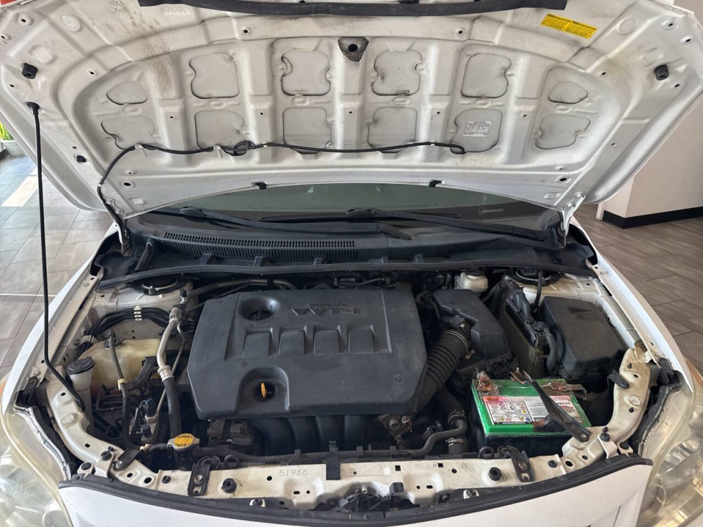 2012 Toyota Corolla Image 37