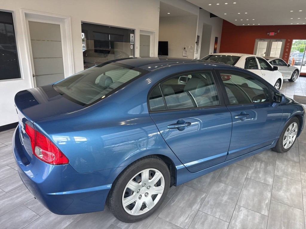 2007 Honda Civic Image 8