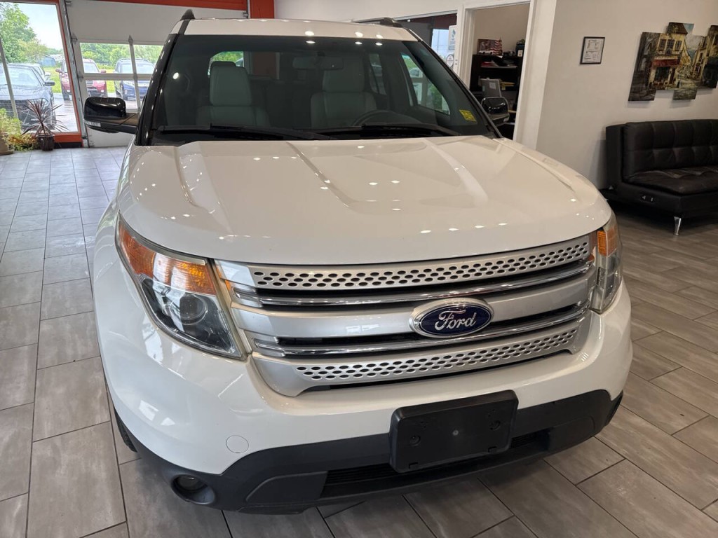 2015 Ford Explorer Image 5