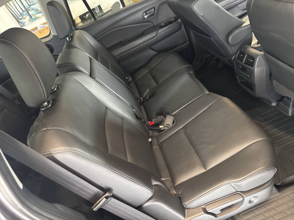 2018 Honda Pilot Image 24