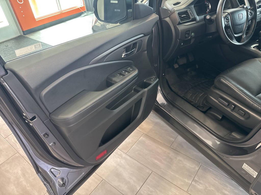 2018 Honda Pilot Image 27