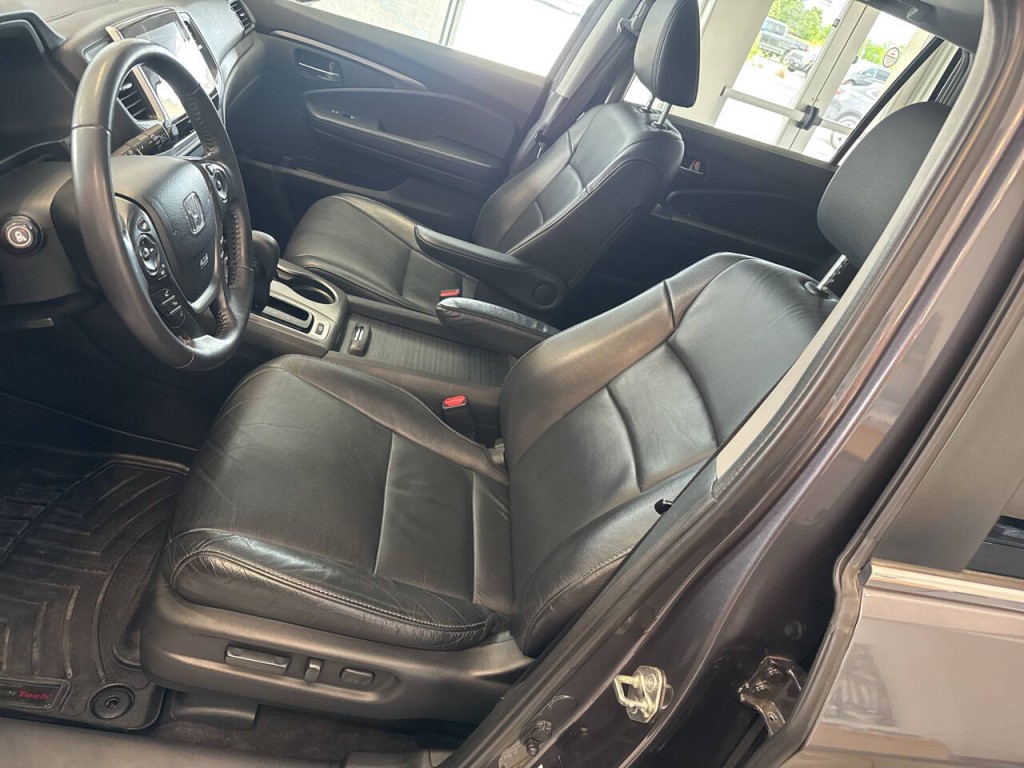 2018 Honda Pilot Image 28