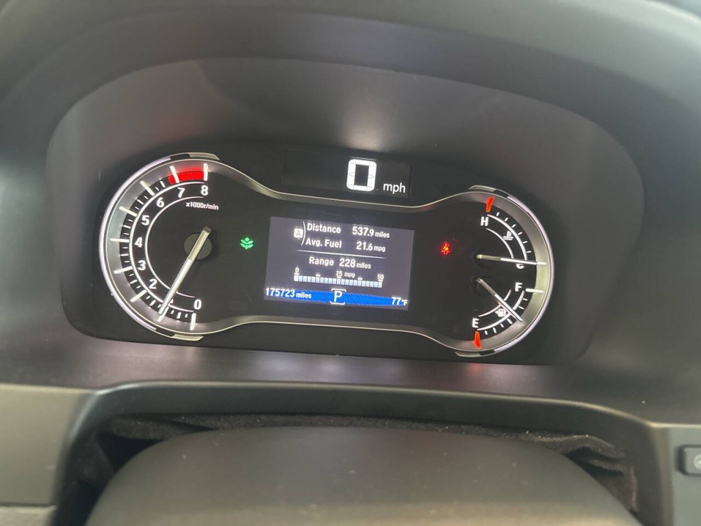 2018 Honda Pilot Image 32