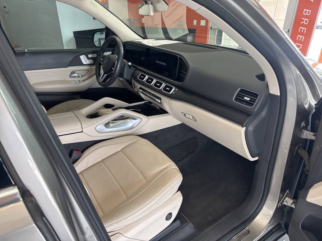 2020 Mercedes-Benz GLE-Class Image 18