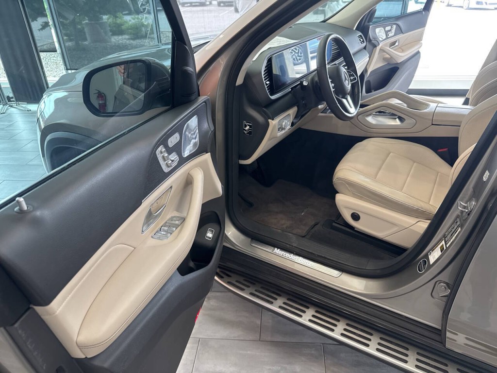 2020 Mercedes-Benz GLE-Class Image 21