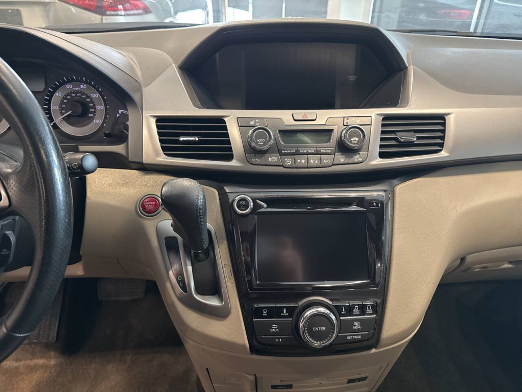 2016 Honda Odyssey Image 22