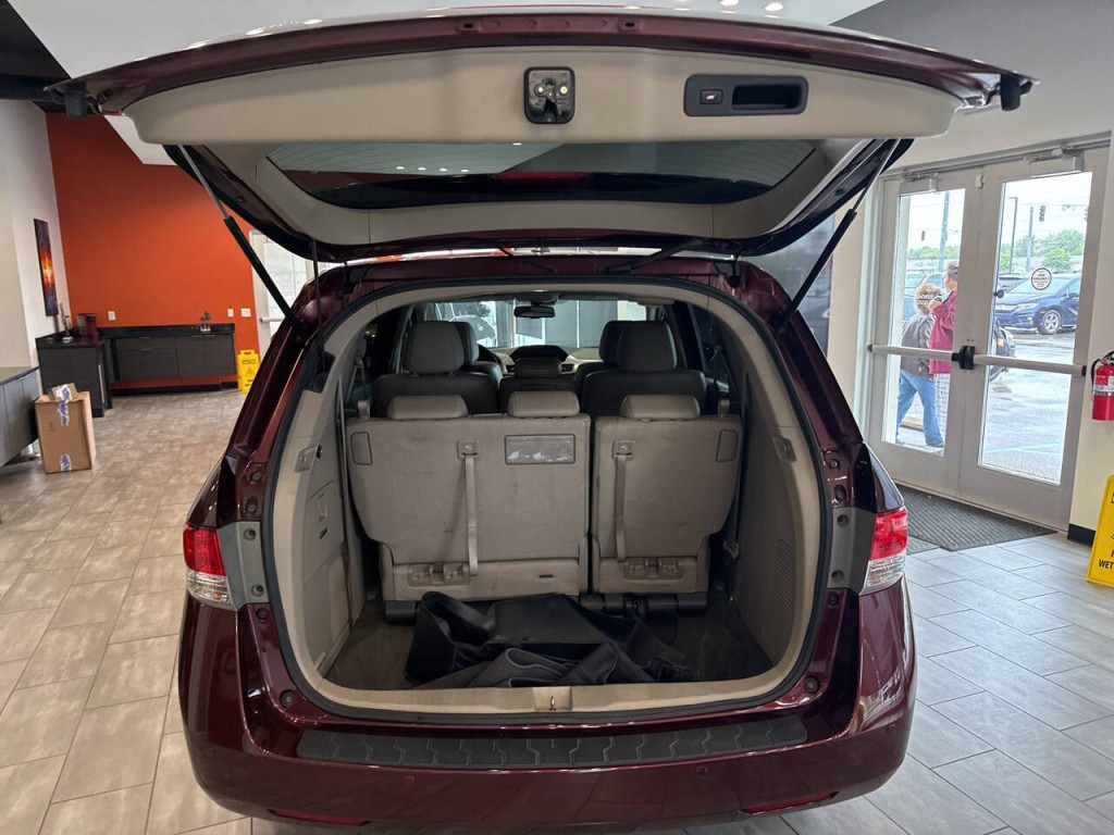 2016 Honda Odyssey Image 30