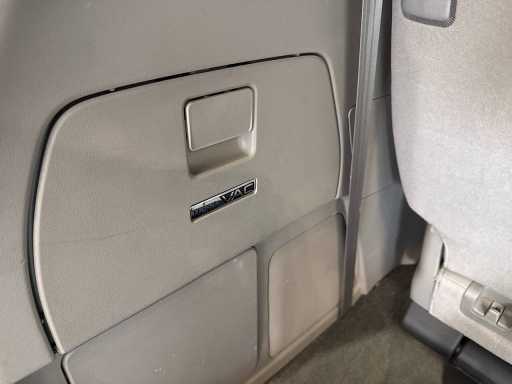 2016 Honda Odyssey Image 32