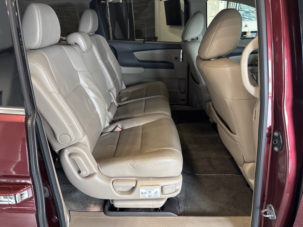 2016 Honda Odyssey Image 34