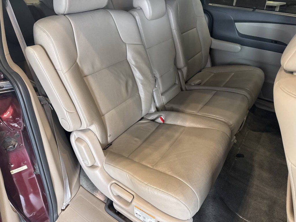 2016 Honda Odyssey Image 35