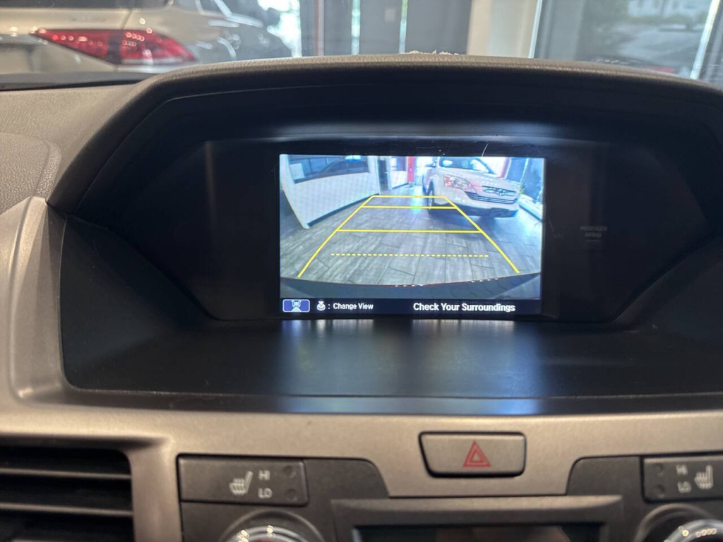 2016 Honda Odyssey Image 45