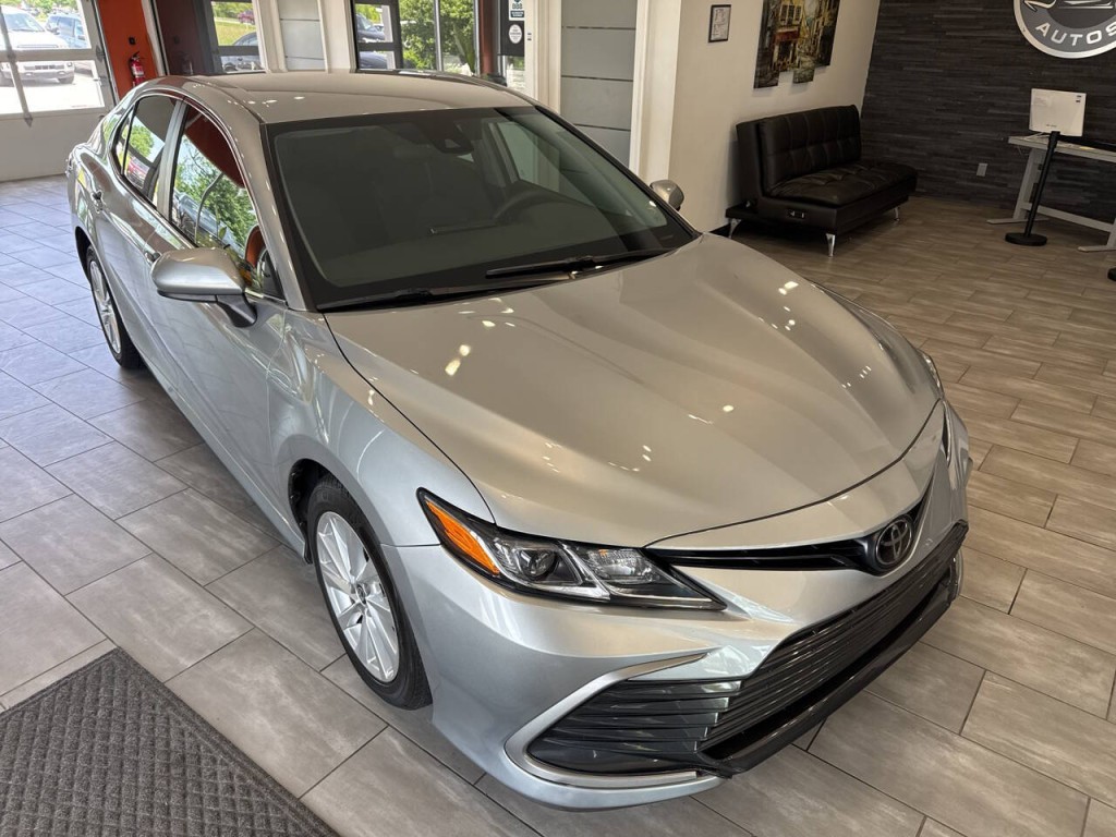 2023 Toyota Camry Image 11