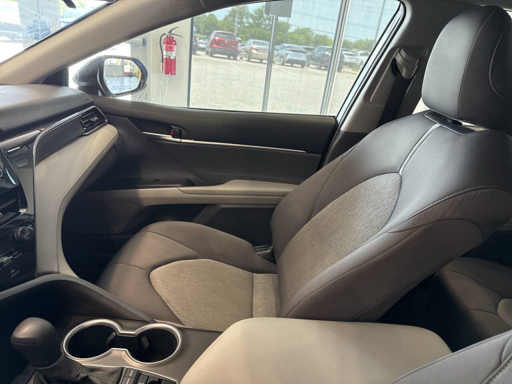 2023 Toyota Camry Image 29