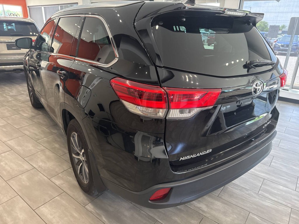 2018 Toyota Highlander Image 5