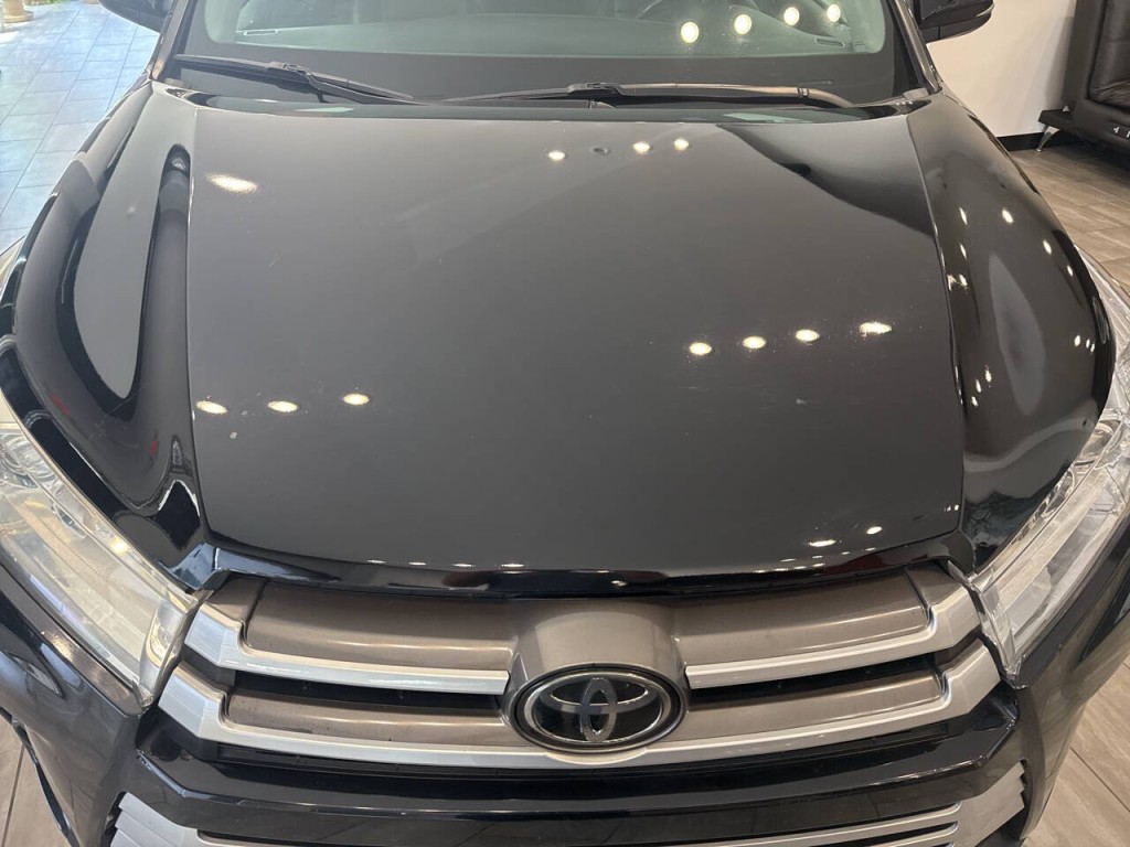 2018 Toyota Highlander Image 10