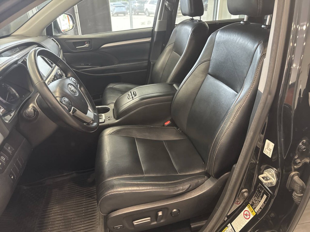 2018 Toyota Highlander Image 15