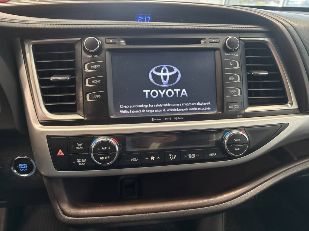 2018 Toyota Highlander Image 23