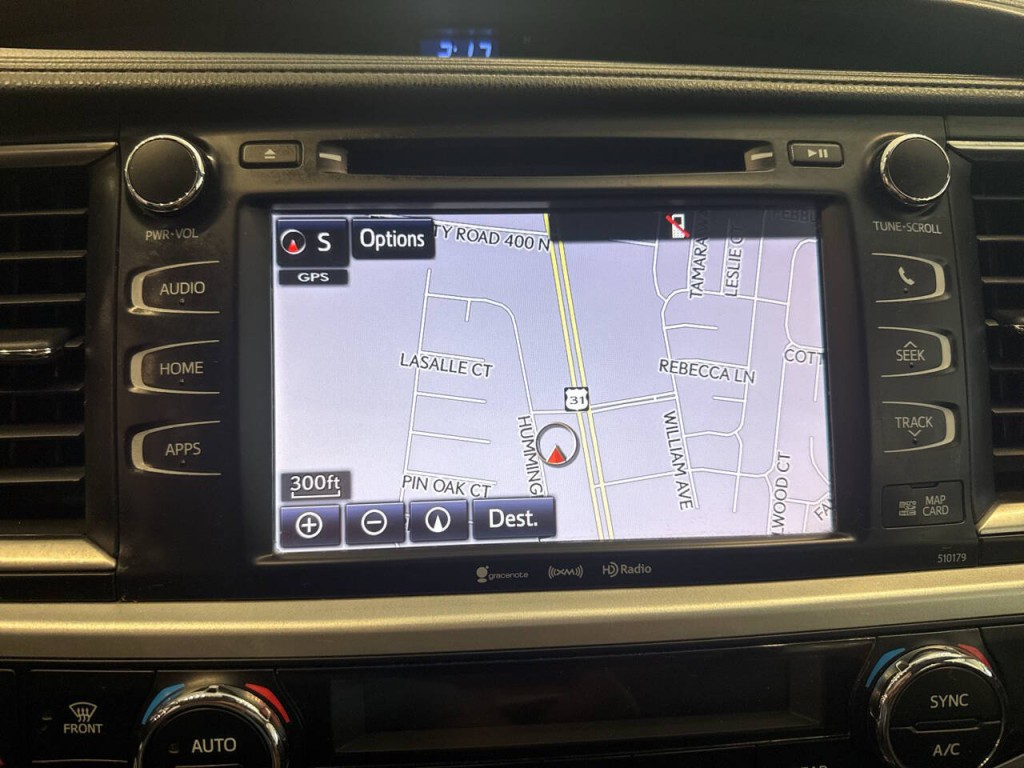 2018 Toyota Highlander Image 26