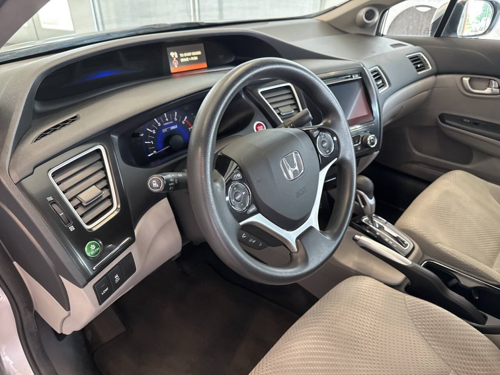 2015 Honda Civic Image 18