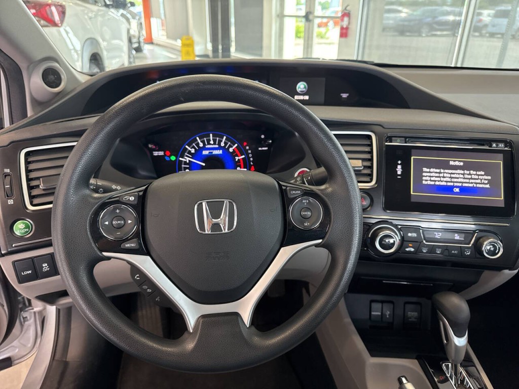 2015 Honda Civic Image 19