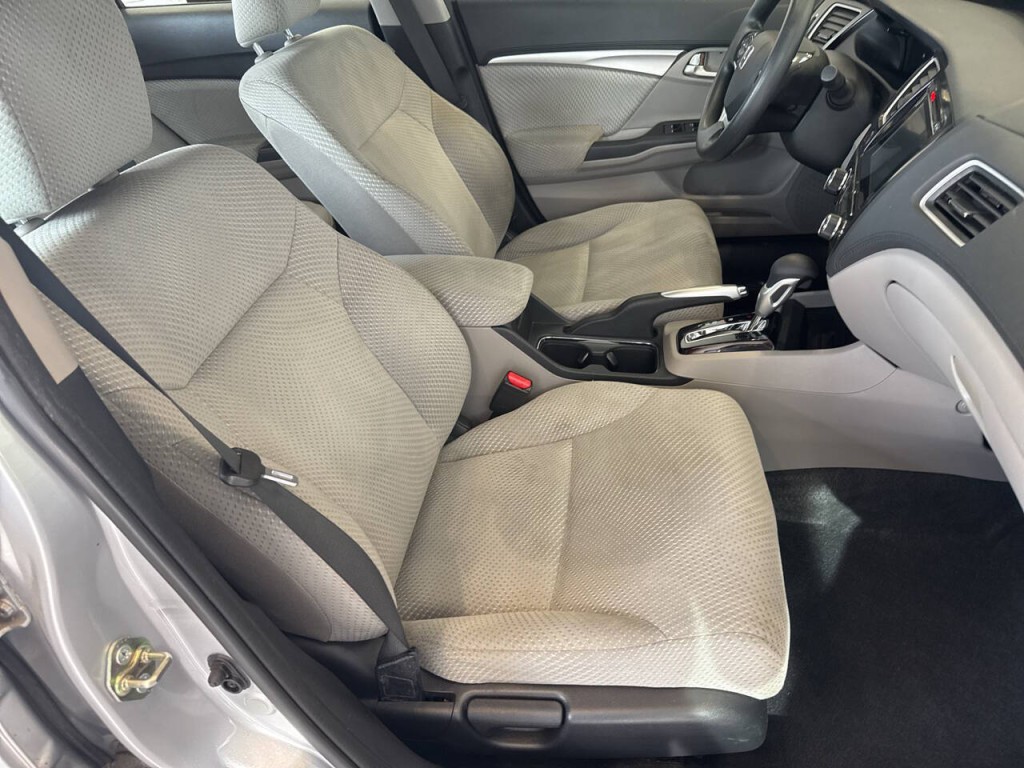 2015 Honda Civic Image 40