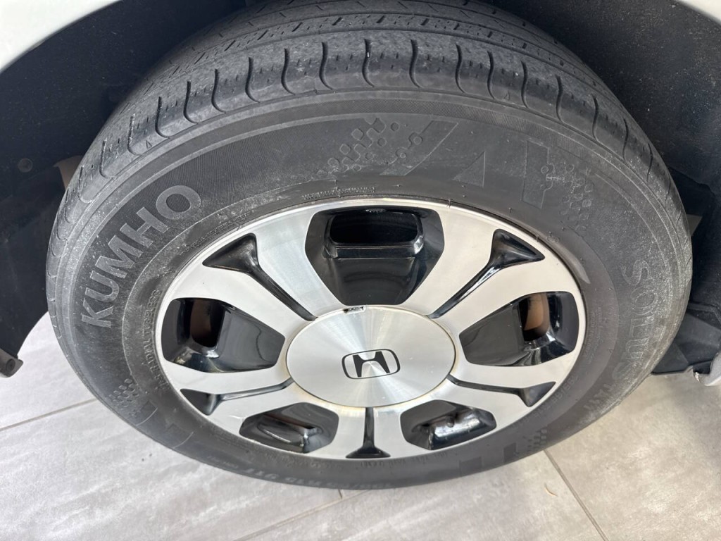 2015 Honda Civic Image 46