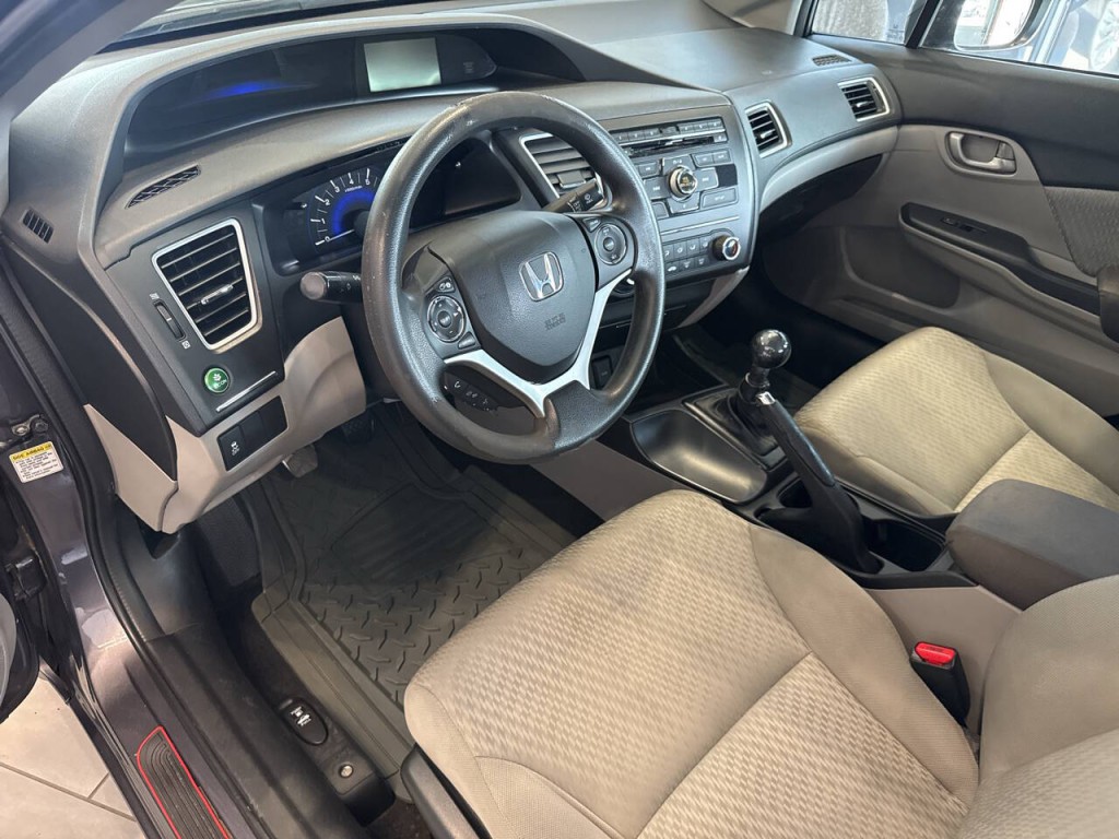 2015 Honda Civic Image 22