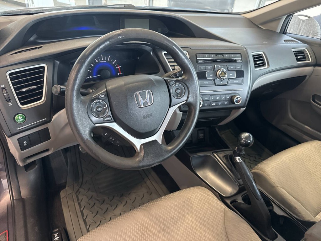 2015 Honda Civic Image 23