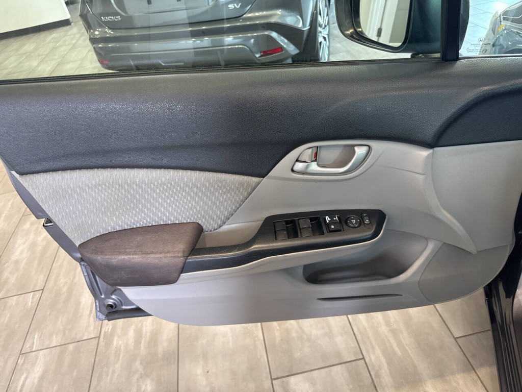 2015 Honda Civic Image 26