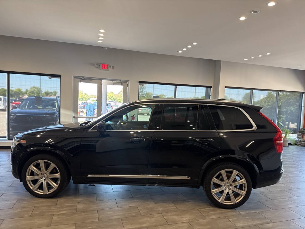 2018 Volvo XC90 Image 8