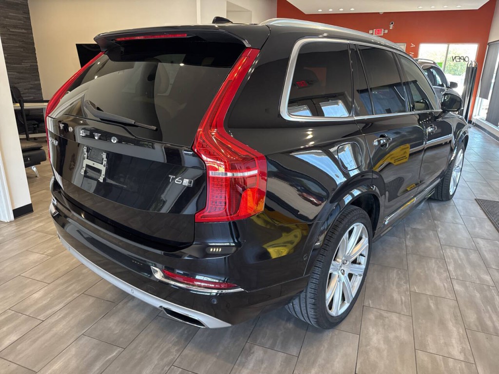 2018 Volvo XC90 Image 12