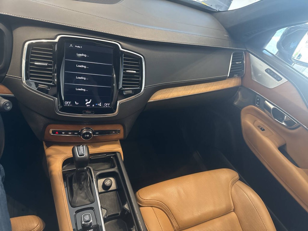2018 Volvo XC90 Image 22