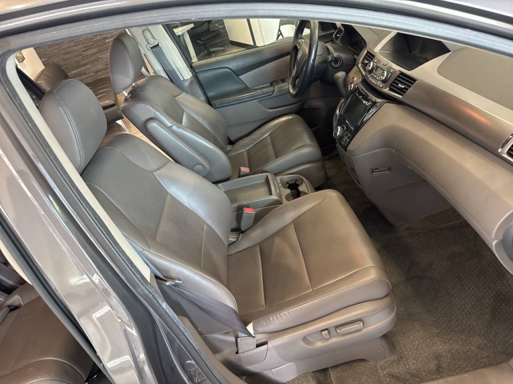 2014 Honda Odyssey Image 19