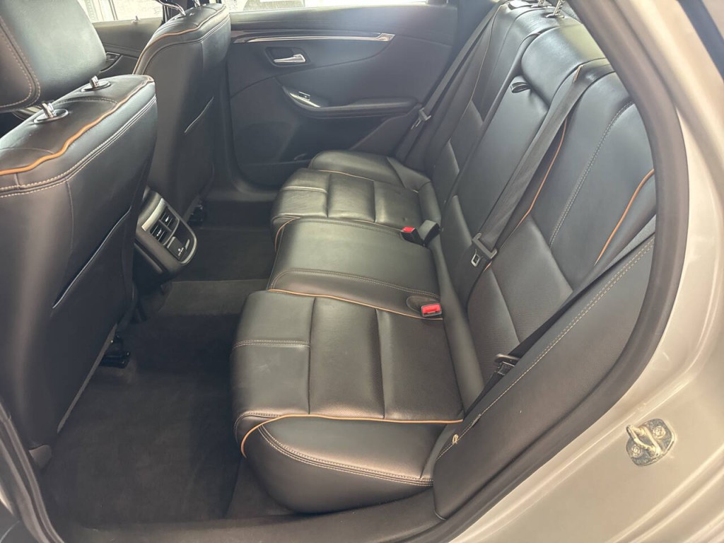 2017 Chevrolet Impala Image 24