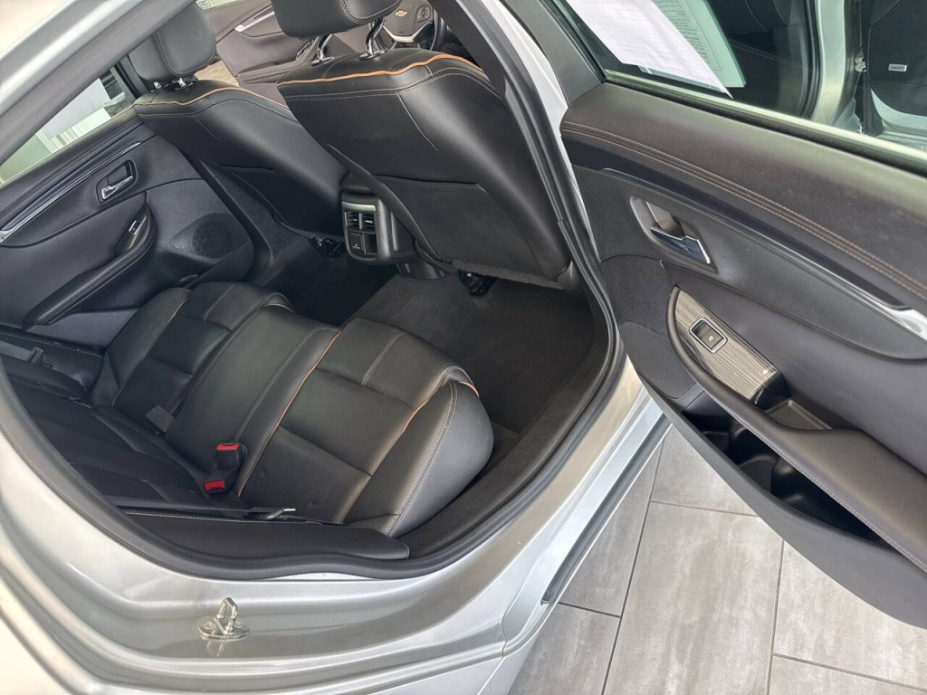 2017 Chevrolet Impala Image 30