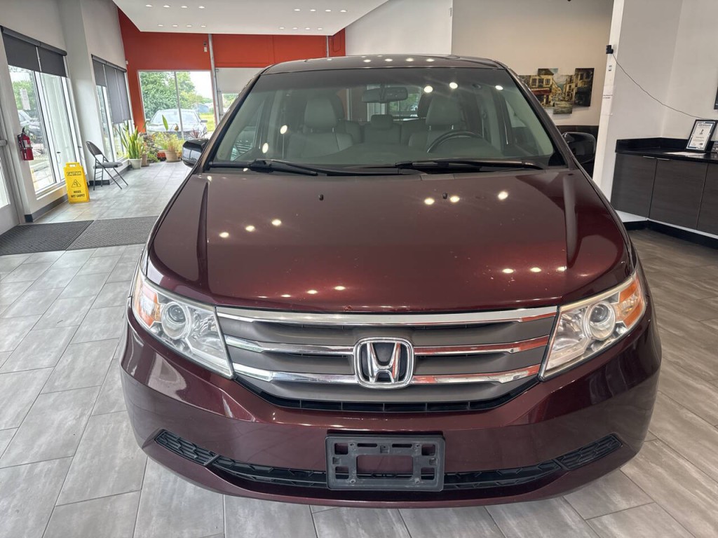 2012 Honda Odyssey Image 7