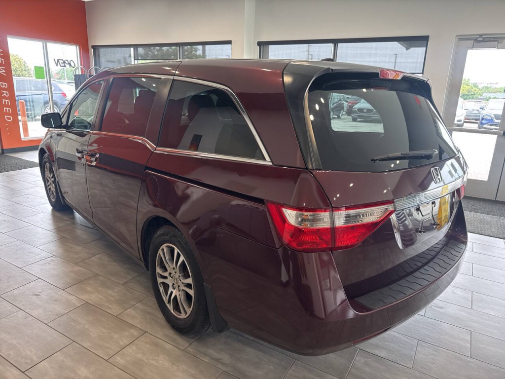 2012 Honda Odyssey Image 9