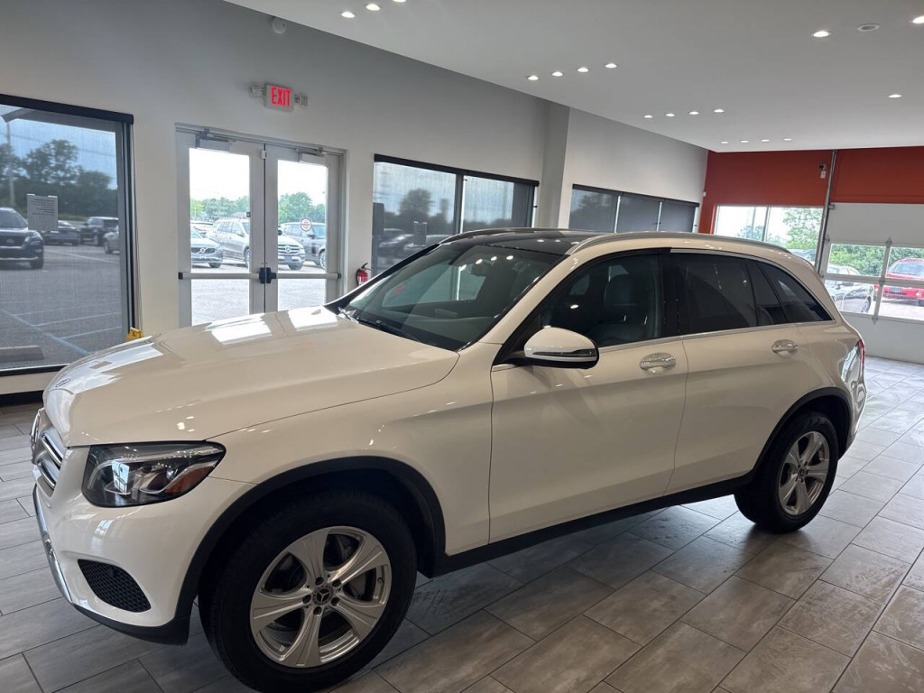 2018 Mercedes-Benz GLC-Class Image 9