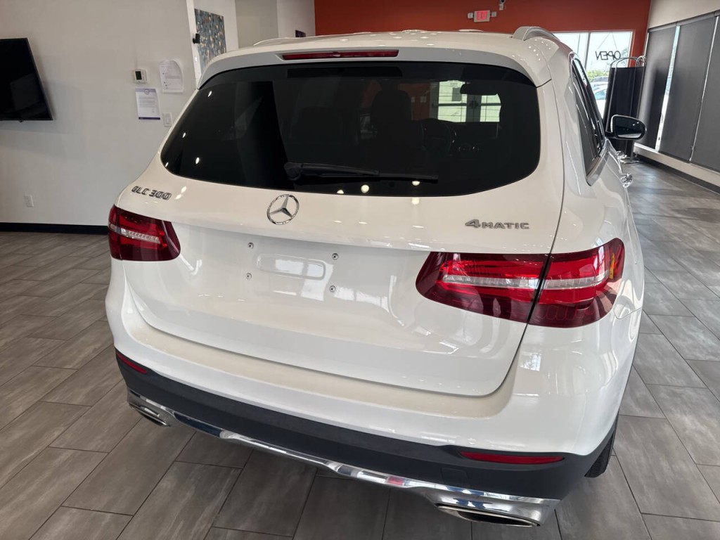 2018 Mercedes-Benz GLC-Class Image 13