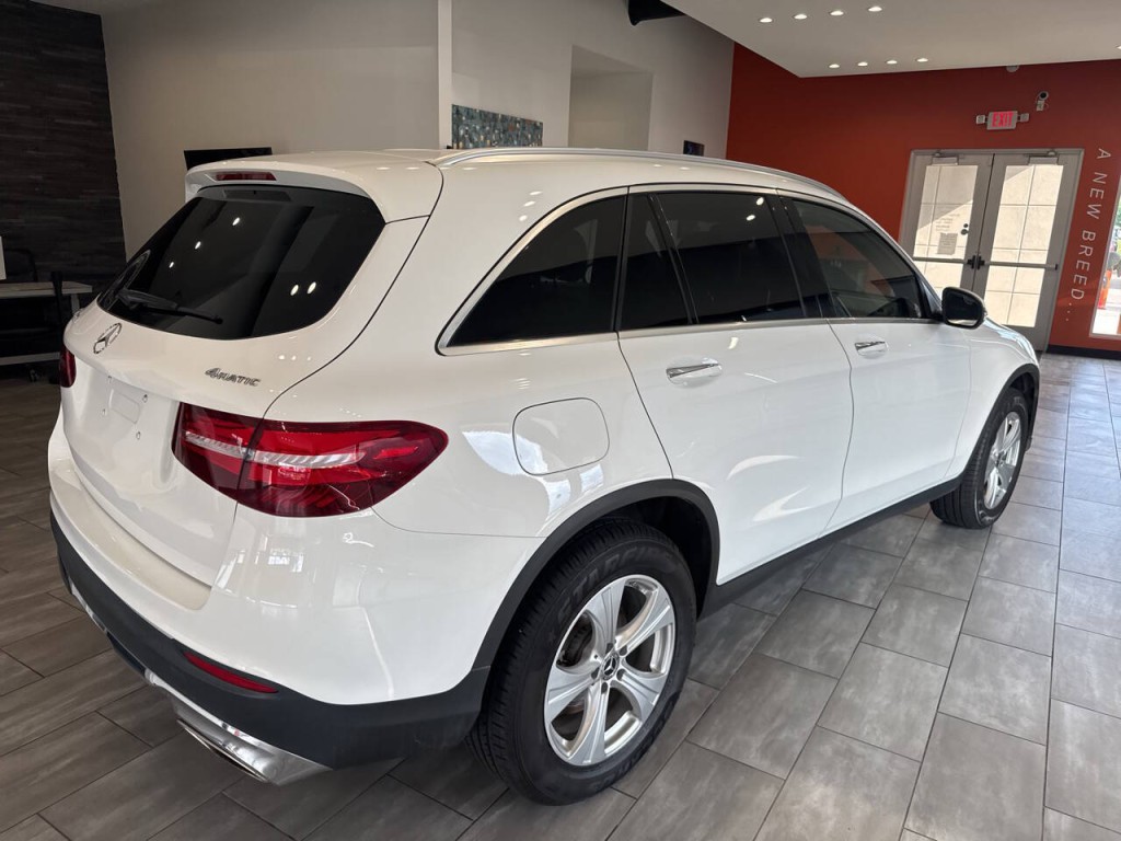 2018 Mercedes-Benz GLC-Class Image 14