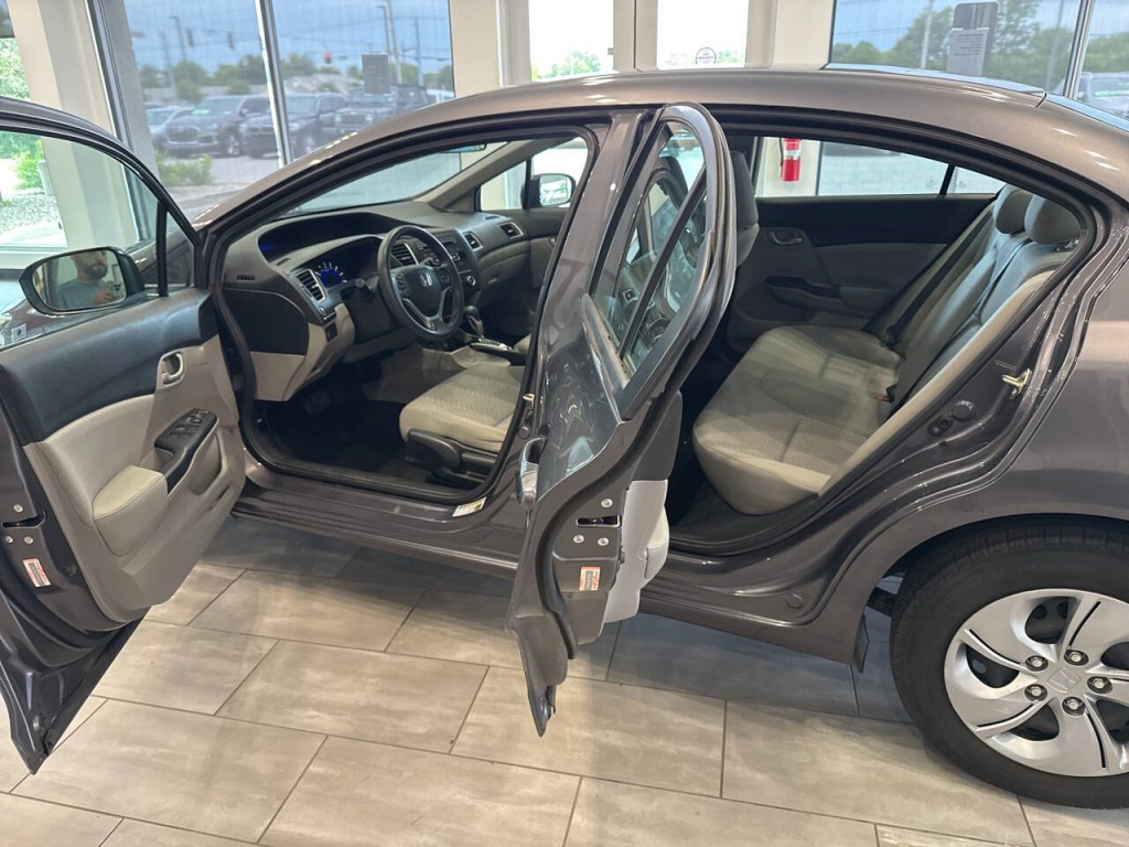 2014 Honda Civic Image 10
