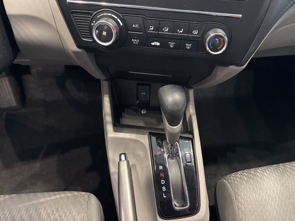 2014 Honda Civic Image 18