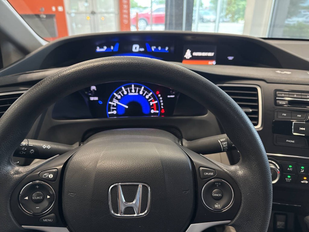 2014 Honda Civic Image 25