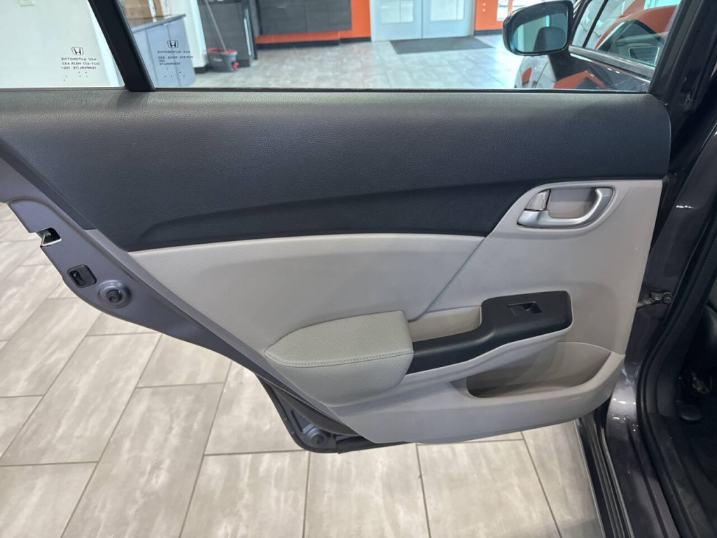 2014 Honda Civic Image 27