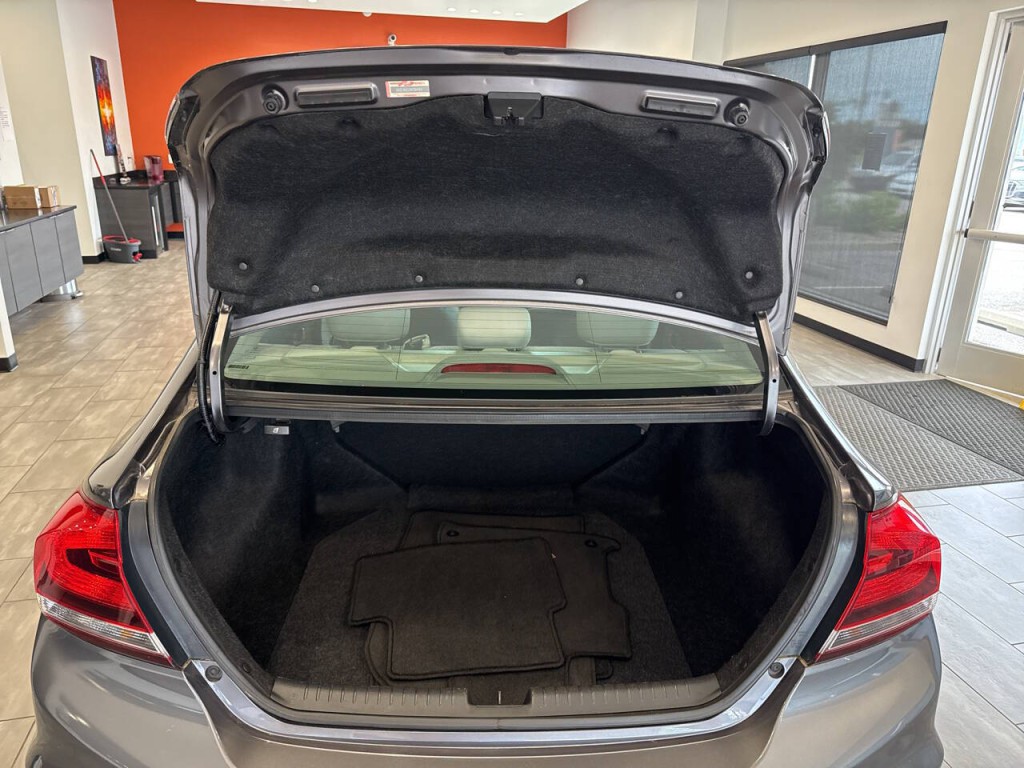 2014 Honda Civic Image 31