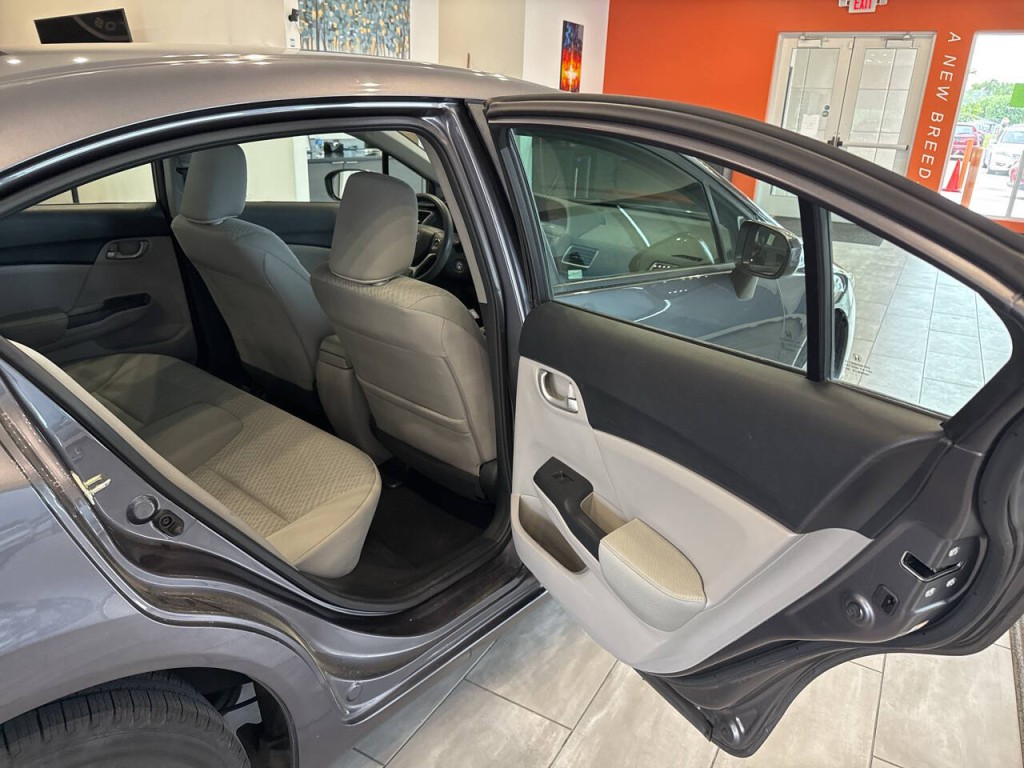 2014 Honda Civic Image 33