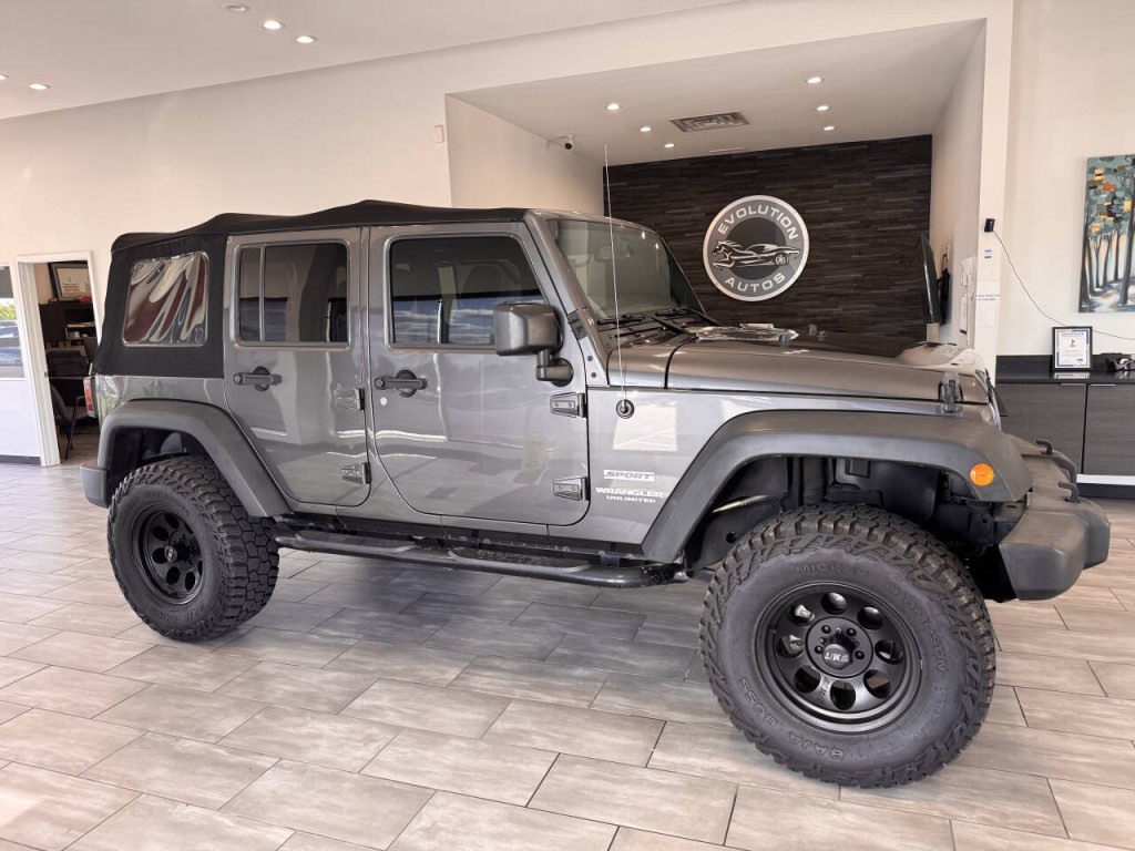 2017 Jeep Wrangler Unlimited Image 9